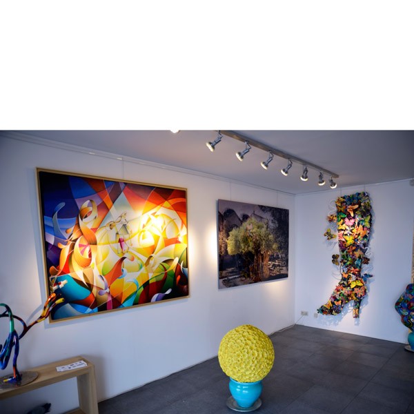 Peinture Color&eacute;e Follow your heart